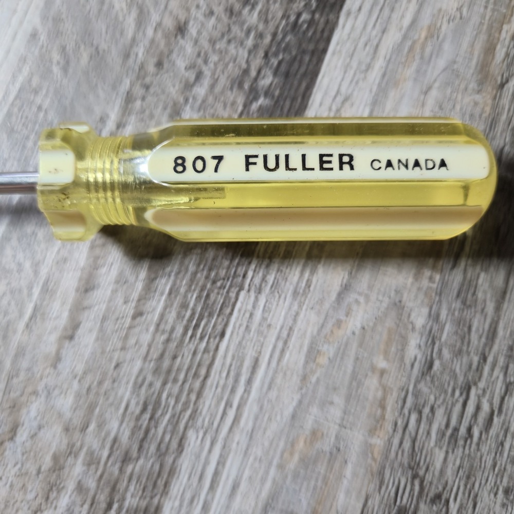 Vintage Fuller 807 Phillips Screwdriver #1 Tip Yellow Handle Made in Canada 6.5"